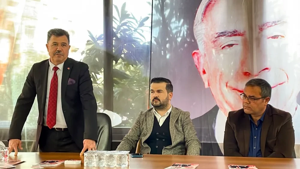 MHP’li Mustafa Eker Belediye Başkan A. Adaylığını Açıkladı