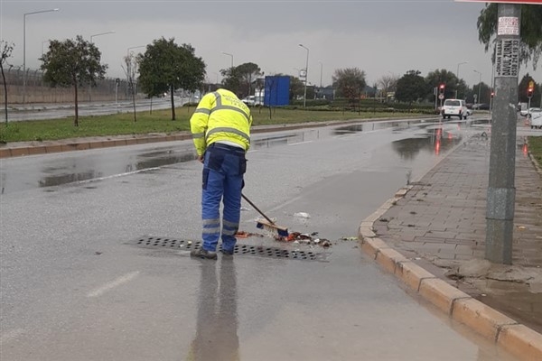 İzmir’de su baskını şikayetleri yüzde 75 azaldı