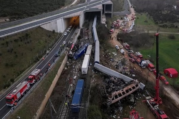Tren kazasından sonra Xi