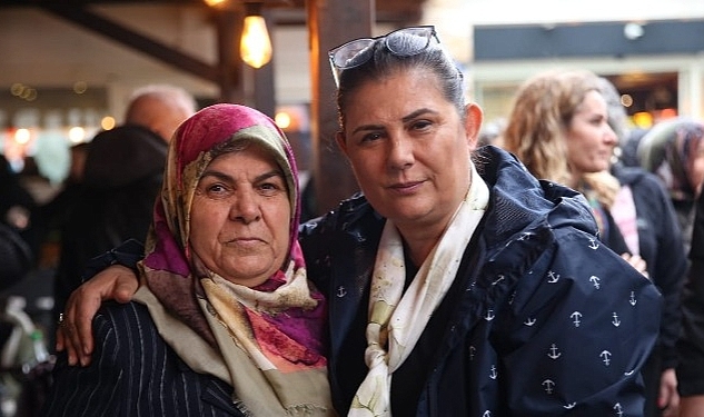 Başkan Çerçioğlu Kuşadası'nda Depremzede Ailelerle Bir Araya Geldi
