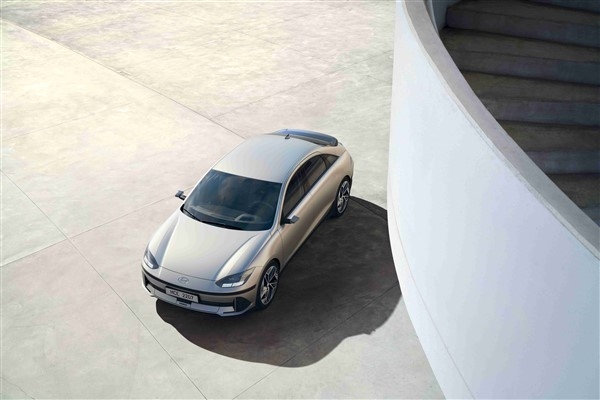 Hyundai IONIQ 6 Avrupa’da satışa sunuldu