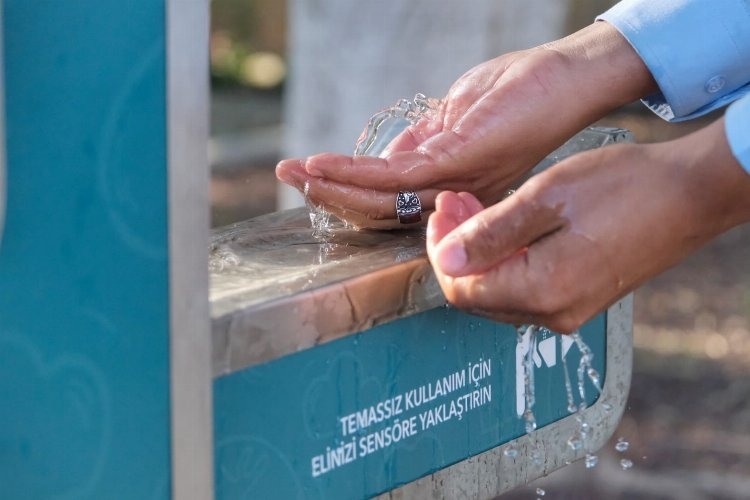 Bodrum Belediyesi tarafından parklara yeni nesil su sebilleri konuluyor