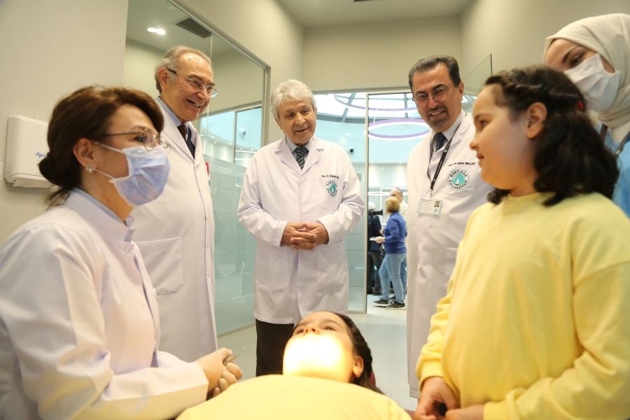 Yetişkin ve çocuk ağız diş sağlığı hizmeti veren Üsküdar Diş Hastanesi açıldı