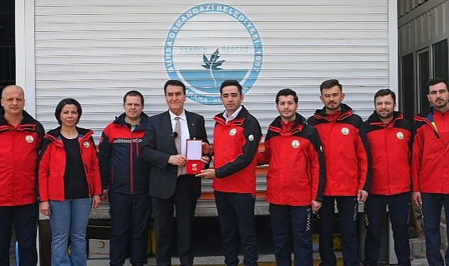 Osmangazi'nin deprem kahramanlarına büyük onur