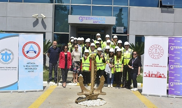 QTerminals Antalya, “Toroslar'dan Akdeniz'e" projesiyle 400 öğrenciyi limanda ağırladı