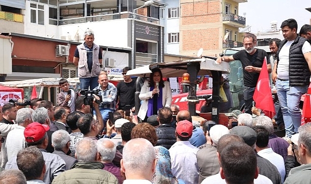 Aydın Büyükşehir Belediye Başkanı Özlem Çerçioğlu, Çine'de üreticilerle ve Çine Pazarı'nda vatandaşlarla bir araya geldi