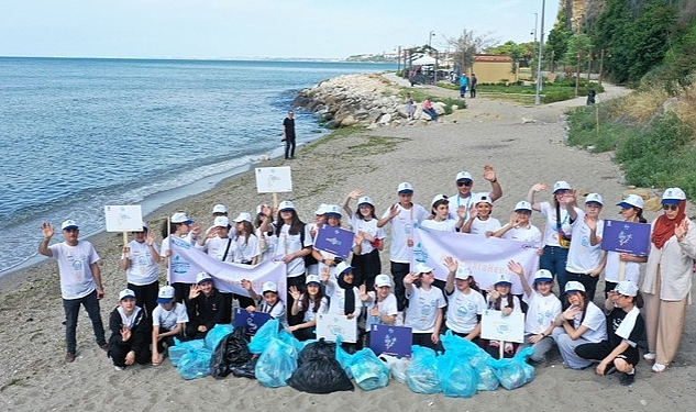 Silivrili Öğrenciler Marmara Denizi
