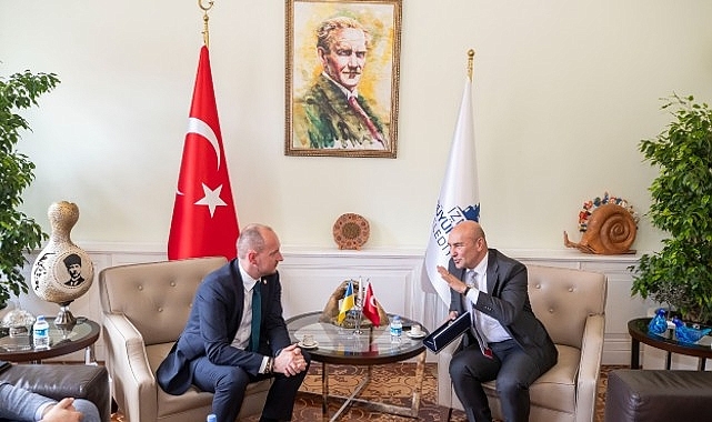 Soyer Ukrayna'nın İstanbul Başkonsolosu Nedilskyi'i ağırladı