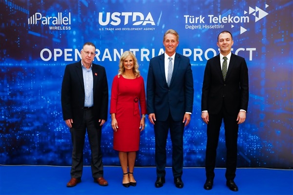 Türk Telekom’dan yeni nesil mobil şebeke teknolojileri konusunda önemli iş birliği