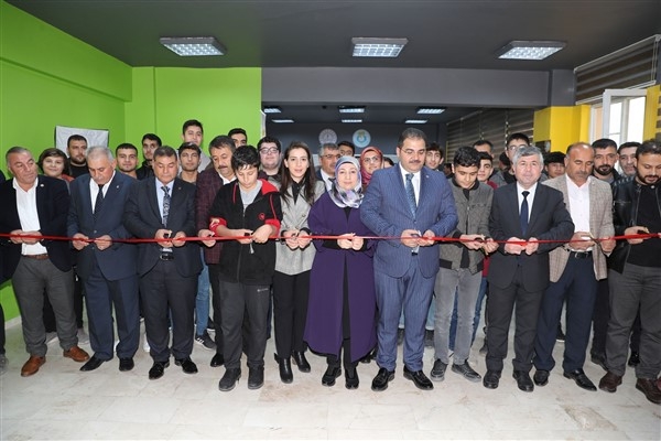 Prof. Dr. Necmettin Erbakan İmam Hatip Lisesine STEM Merkezi açıldı