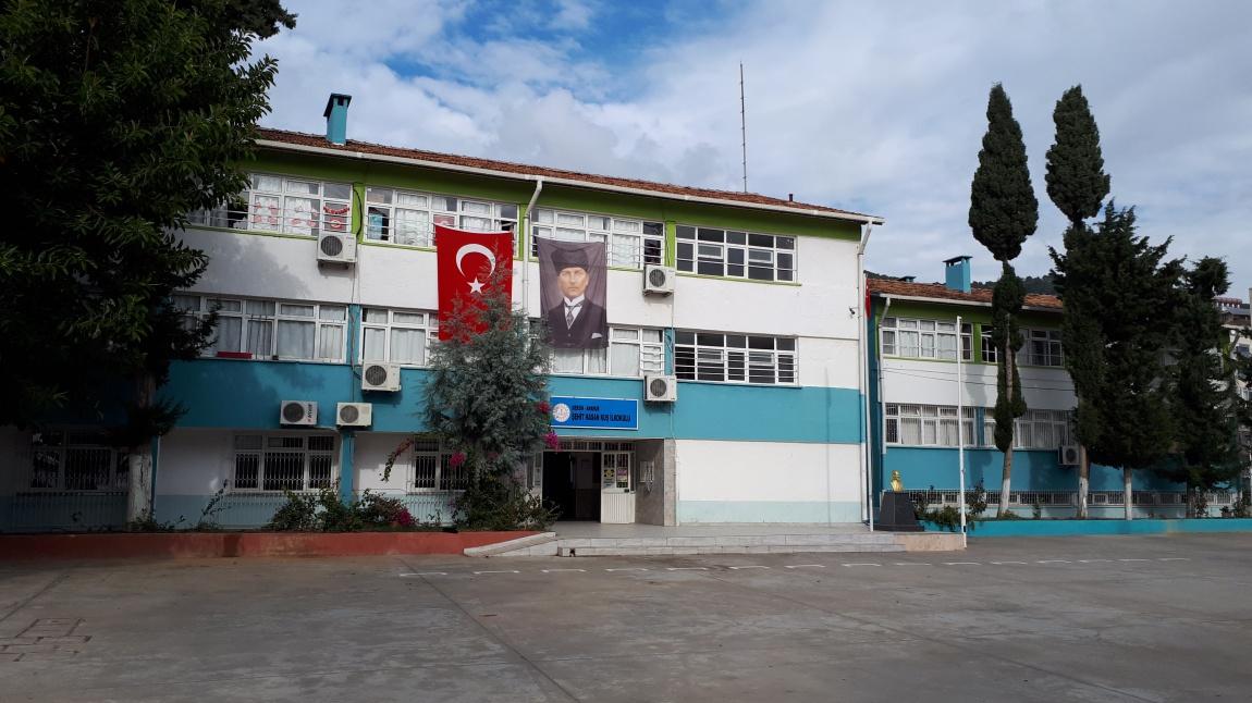 Deprem Anamur da İki Okulun Tahliyesine Neden Oldu