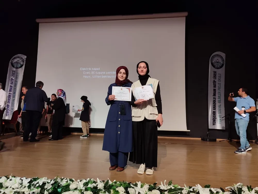 Anamur Şehit Yüksel Alçın Anadolu İmama Hatip Lisesi  Arapça Şiir Okuma Yarışmasında Mersin Birincisi Oldu