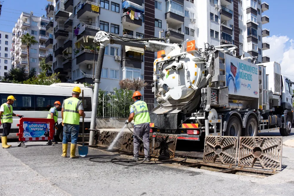 ESKİ, IZGARA TEMİZLİĞİ ÇALIŞMALARINA ARALIKSIZ DEVAM EDİYOR