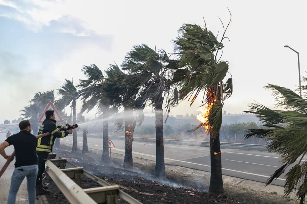 Mersin Büyükşehir İtfaiyesinden Olası Yangınlara Teknolojik Tedbir