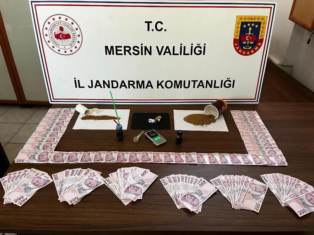 Jandarmanın Uyuşturucu Madde Operasyonunda  4 Şüpheli Yakalandı