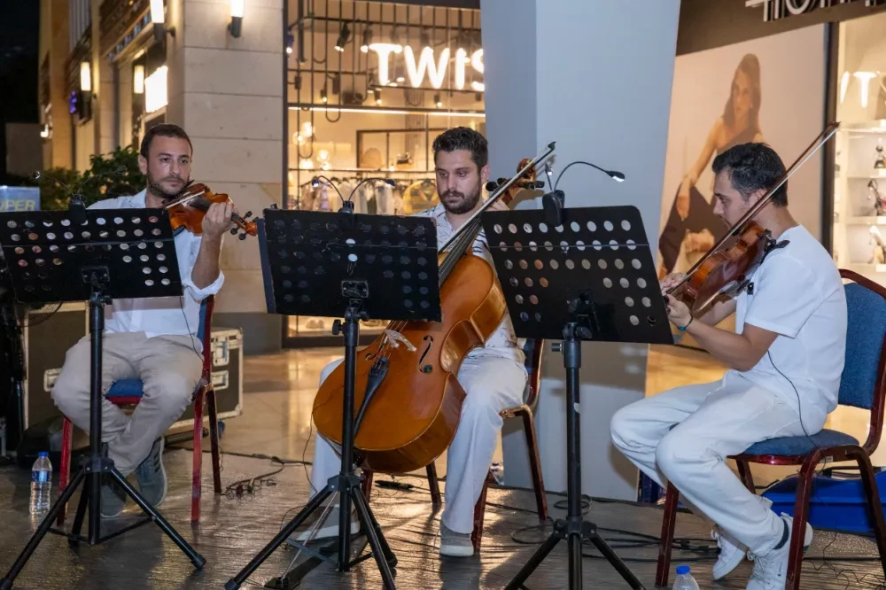 Mersin’in Her Köşesinde Müzik Rüzgarı: ‘Yaz Dostum’ Konserleri Başladı