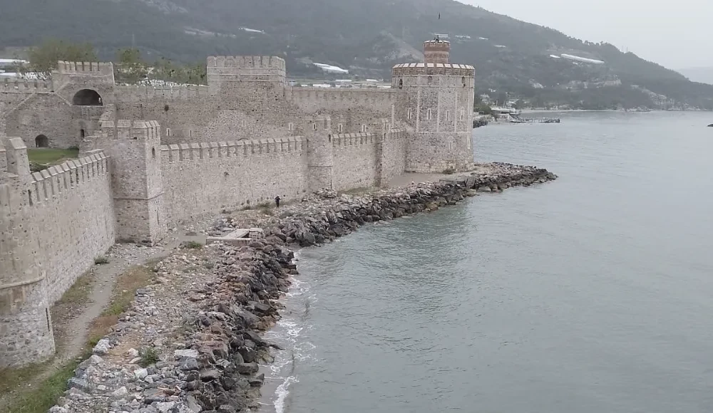 “Anamur Mamure Kalesi  Ziyaretçilere Eşsiz Bir Deneyim Sunuyor”