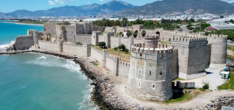 Anamurium ve Mamure Kalesi Kış Ziyaretçi Rekoru Hedefliyor