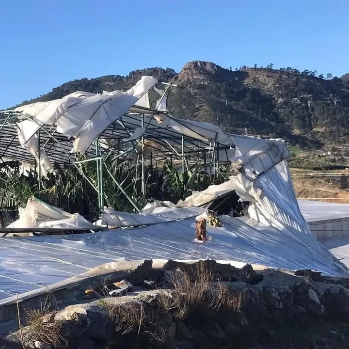 Anamur ve Bozyazı’da Fırtına Felaketi: Seralar Büyük Hasar Gördü