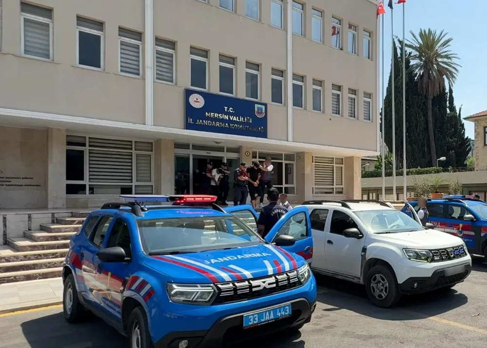 Cinayet Şüphelisi Jandarmadan Kaçamadı