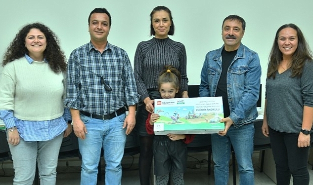 Yenişehir'in “Minik Bilim Kahramanları" için lego setleri dağıtıldı