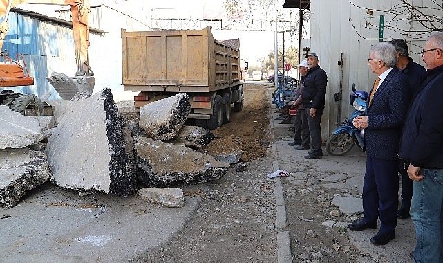 Ödemiş'te Sanayi Caddesi'nde sıcak asfalt için çalışmalar başladı