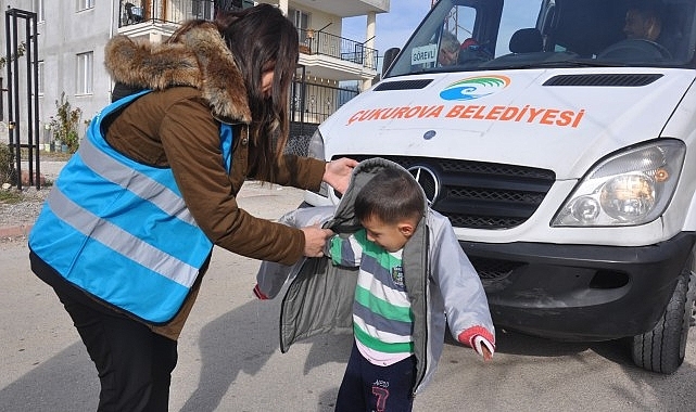 Çukurovalı Çocuklar Üşümüyor