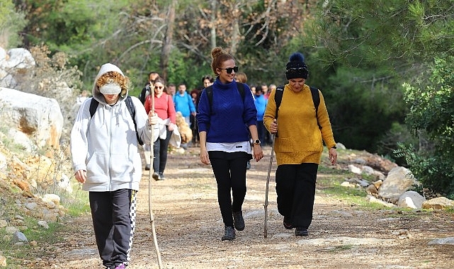 Antalya Büyükşehir'den tarihin izinde doğa yürüyüşü