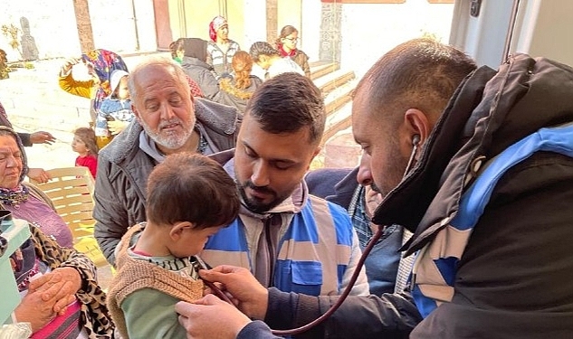 Büyükşehir'den Hatay'da gönüllü doktorlarla sağlık hizmeti