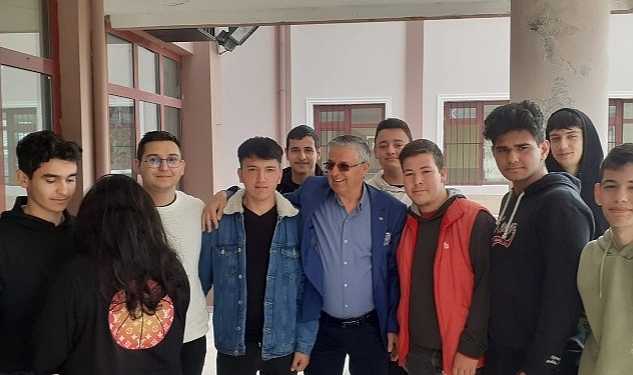 Başkan Topaloğlu'ndan okul ziyaretleri