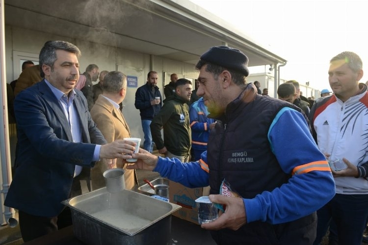 Başkan Yılmaz emekçileri unutmadı