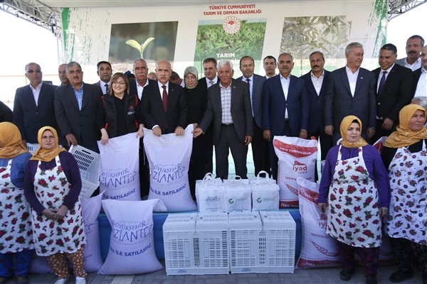 Bakan Kirişci: ″Tarım sektörü, son 20 yılda vazgeçilmez bir hal aldı″