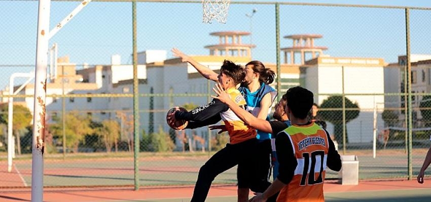 29 Ekim Cumhuriyet Bayramı Sokak Basketbol Turnuvasında Şampiyonlar Belli Oldu