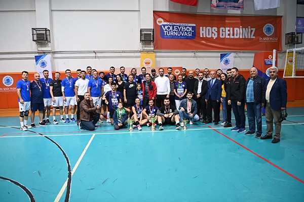 Tuzla’da ″Kurumlar Arası Voleybol Turnuvası″ tamamlandı