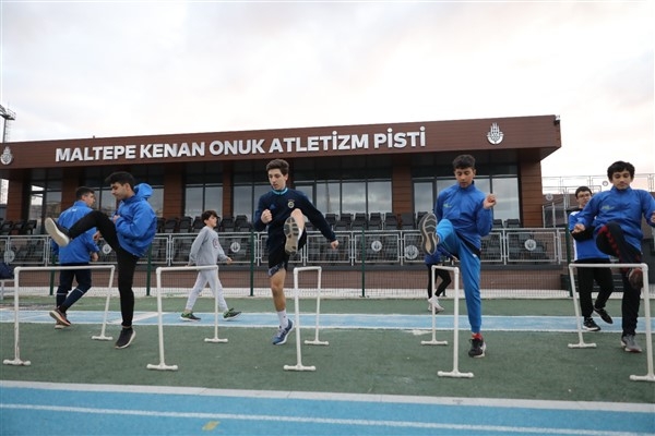 Kenan Onuk Atletizm Pisti sporculardan geçer not aldı