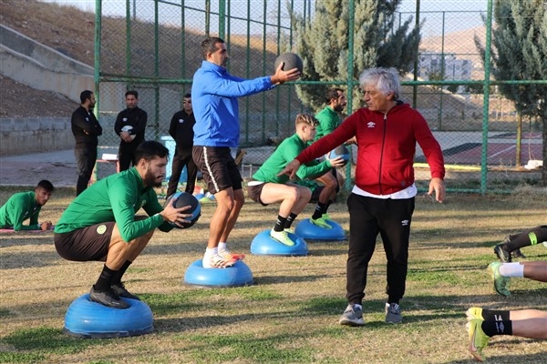 Şanlıurfaspor Teknik Direktörü Kılıç: 